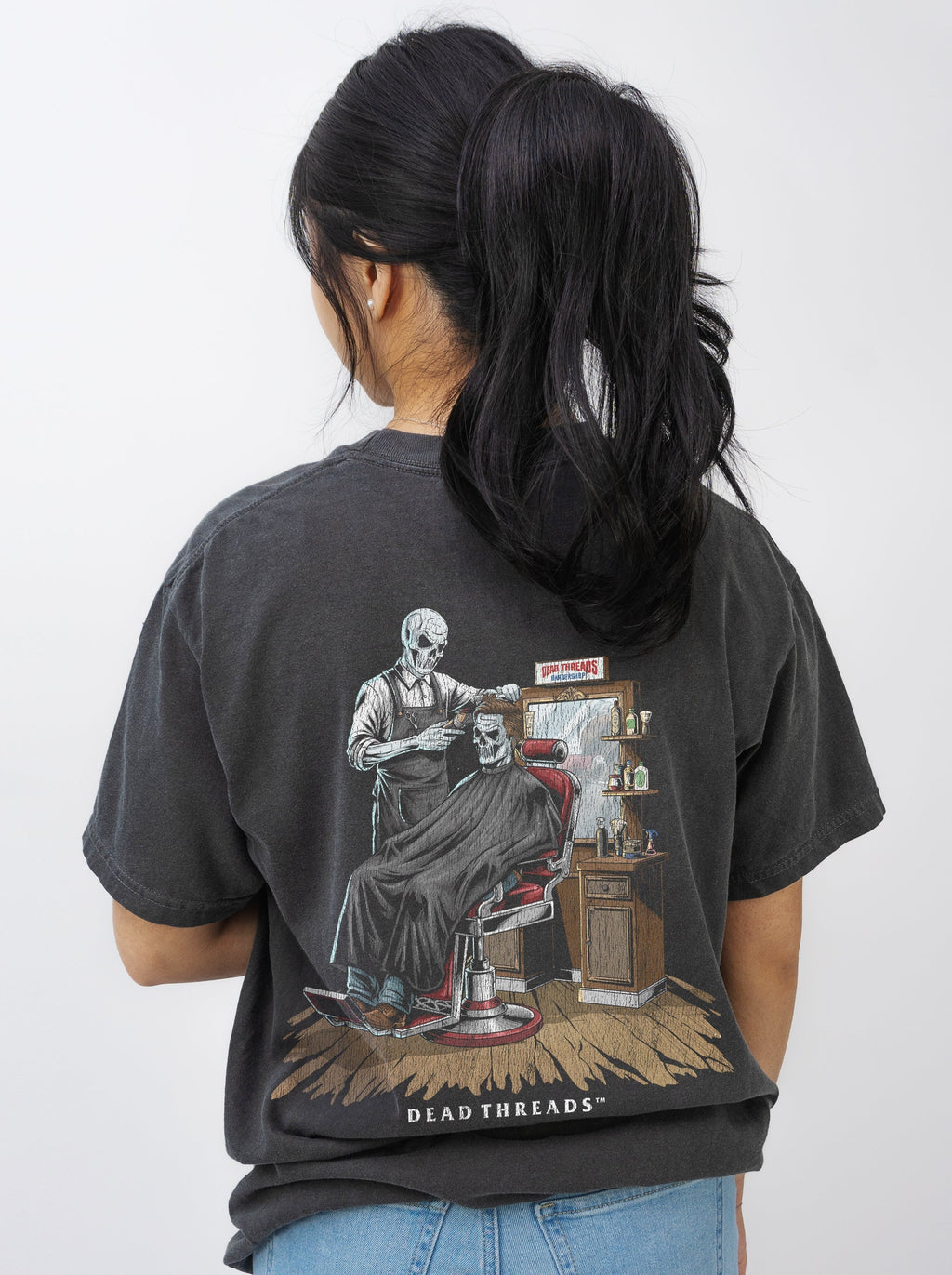 FADE TO BLACK - “DT ESSENTIAL" PREMIUM T-SHIRT product image 4